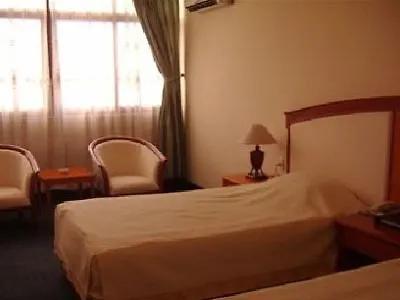 Khách sạn Halong